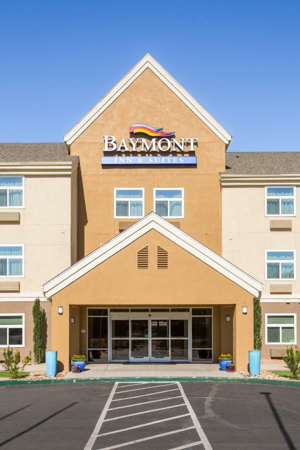 Baymont by Wyndham Albuquerque Airport Hotel Exterior foto